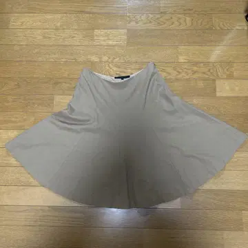 ANAYI 베이지 플레어 스커트 M