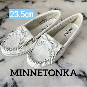 새상품 MINNETONKA 미네통카 모카신 화이트 6.5 23.5cm