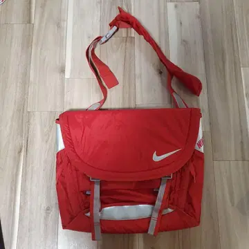 Nike 레드 숄더백