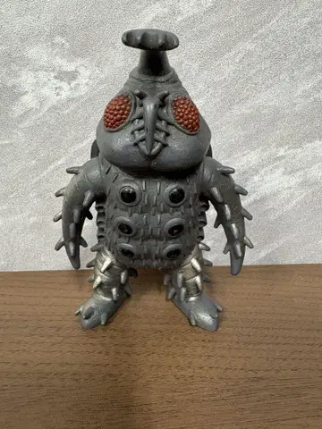 울트라맨 소프트 비닐 1989년 사탄 비트