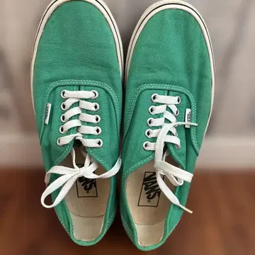 VANS 그린 컬러 스니커즈