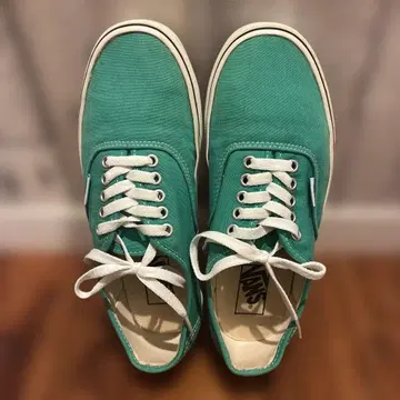 VANS 그린 컬러 스니커즈