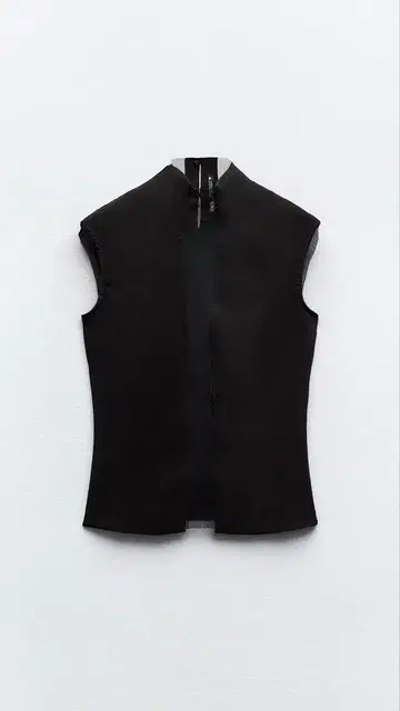 ZARA 슬리브리스 상의 S