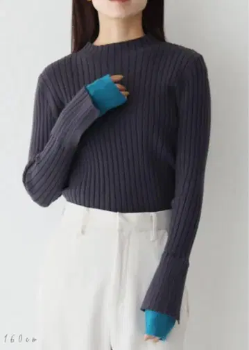 vingtrois (반트로아) 여리여리해 보이는 바이컬러 리브 니트