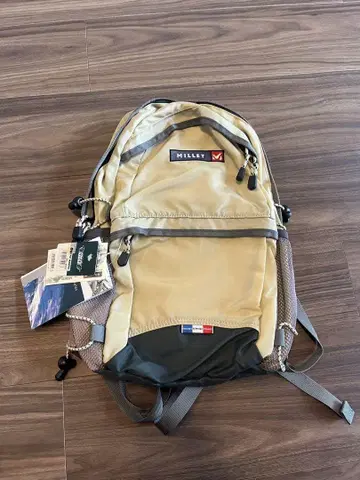 가격 인하 가능 MILLET 베이지 백팩