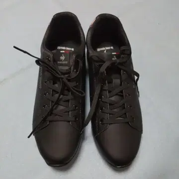 르꼬끄 스포르티브 블랙 스니커즈 23cm