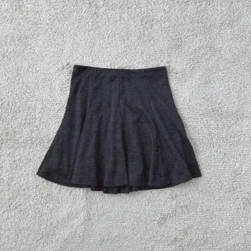 바나나리퍼블릭 플레어 스커트 미니 스커트 체크 무늬 턱 가을 겨울 코디