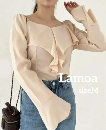 Lamoa 볼륨 프릴 블라우스