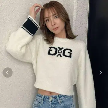 [ 새상품급 ] GYDA 몰얀 니트탑 화이트 완판템 레어 제이다