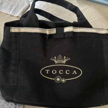 TOCCA 블랙 토트백 로고 자수