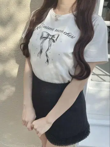 에블린 타투 리본 T셔츠 화이트