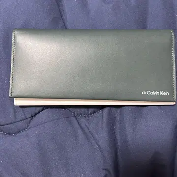 Calvin Klein 그린 가죽 장지갑