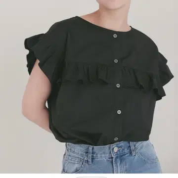 titivate 티티베이트 프렌치 슬리브 프릴 블라우스 S