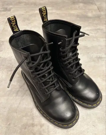 Dr. Martens 닥터마틴 여성용 부츠