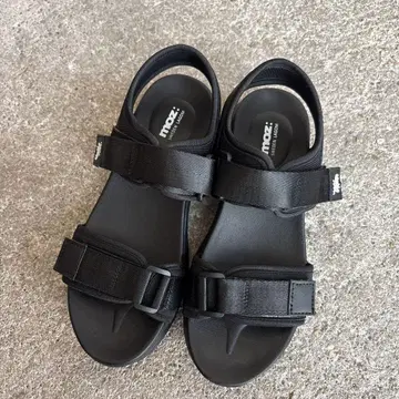 mo 블랙 스포츠 샌들