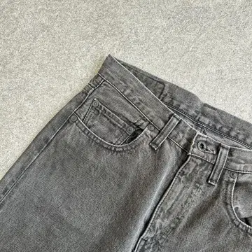 TIGRE BROCANTE 그레이 스트레이트 데님
