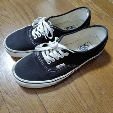 VANS 블랙 스니커즈