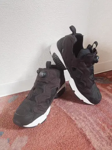[새상품급] Reebok 인스타펌프 퓨리 OG (블랙 26.5cm)