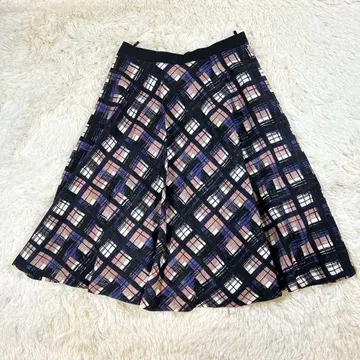 ANAYI 플레어 스커트 블랙과 핑크 체크 무늬 38