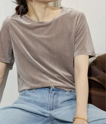 택 포함 새상품 9/12까지 한정 가격 벨로아 T셔츠