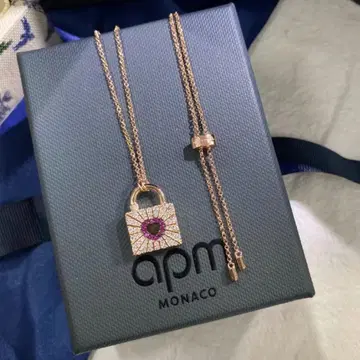 apm Monaco 락형 펜던트 목걸이