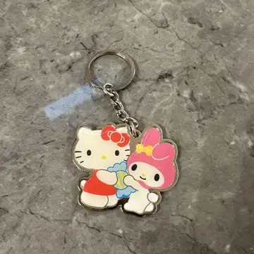 마이멜로디 키티 콜라보 키링