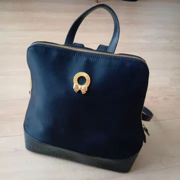 NINA RICCI 블랙 백팩