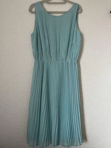 Massimo Dutti 스카이블루 슬리브리스 원피스
