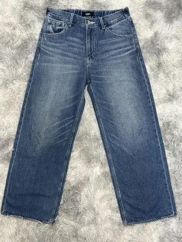 AZUL BY MOUSSY ORIGINAL 옅은 파랑 스트레이트 데님