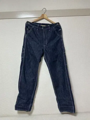 다크 네이비 워크 팬츠 사이드 포켓 포함