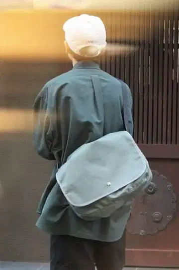 sedan all purpose / Classic Shoulder Bag