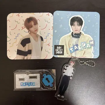 TAESAN 아크릴 스탠드와 코스터 세트