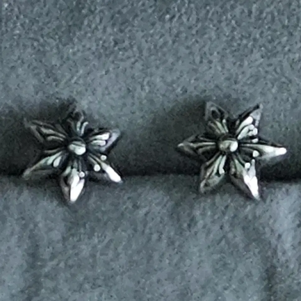 CHROME HEARTS | 크롬하츠 Chrome Hearts Star Stud Earrings #크롬