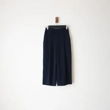 URBAN RESEARCH DOORS/크롭 턱 팬츠