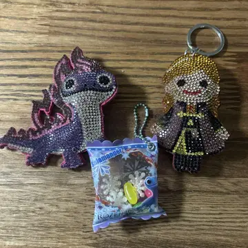 아나, 살라만더 키링 세트