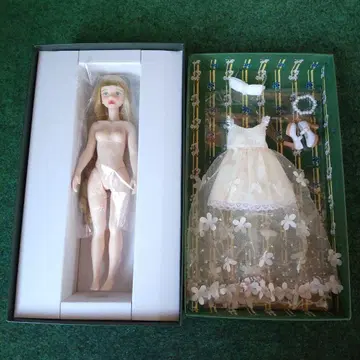 오다니 미유키, 체리, 셀레니아, 새상품급