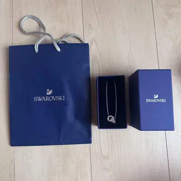 Swarovski 팔찌 기프트 백 포함