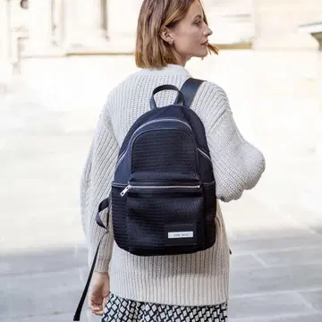 qbag paris 백팩 nest louvre