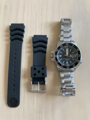 SEIKO 5 다이버 워치 블랙 아틀라스