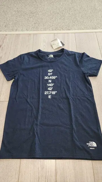 한정품 THE NORTH FACE T셔츠 L 여성용 니세코