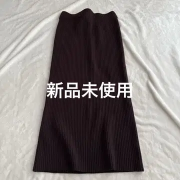 미사용 새상품 두지엠 클라세 리브 스커트 브라운