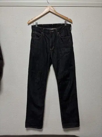 Wrangler 블랙 스트레이트 데님 w0383