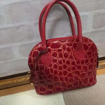 레드 크로커다일풍 핸드백