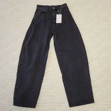 블루레아 BLUELEA OKAYAMA Denim 오카야마 데님