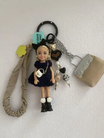 신상 Barbie 첼시 인형형 키링 네이비