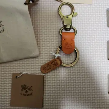 IL BISONTE 일비종떼 천연 가죽 키링 새상품 키링