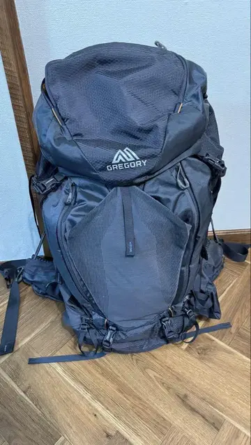 그레고리 바르톨로 65L