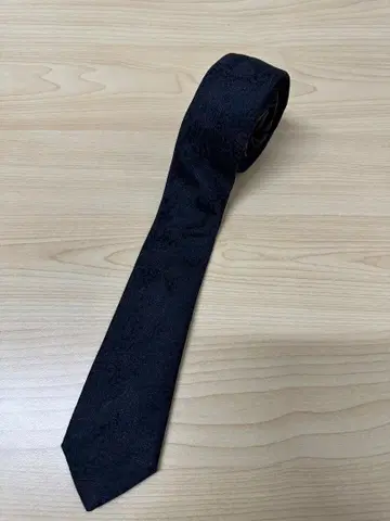돌체앤가바나 넥타이