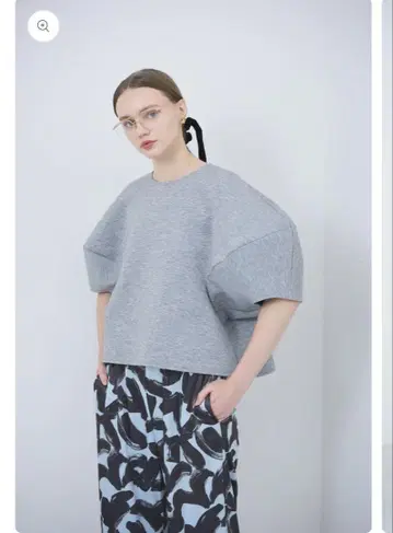 새상품 liten Sculpture form pullover