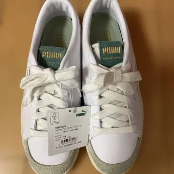PUMA 화이트 스니커즈